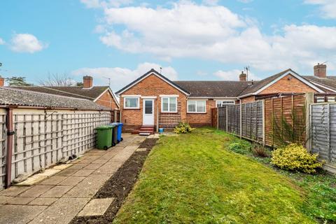 3 bedroom semi-detached bungalow for sale, Winston Avenue, Lowestoft