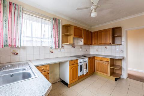 3 bedroom semi-detached bungalow for sale, Winston Avenue, Lowestoft