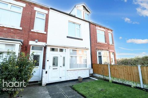 2 bedroom terraced house for sale, Radcliffe Mount, Bentley, Doncaster