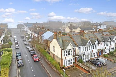 3 bedroom apartment for sale, Shaftesbury Avenue, Southchurch Park Area, Essex, SS1