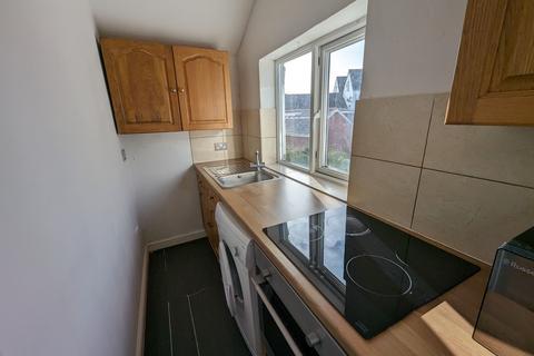 Studio to rent, STUDIO FLAT for Rent - 35 Conway Road, Flat 3, Pontcanna, Cardiff. CF11 9NU