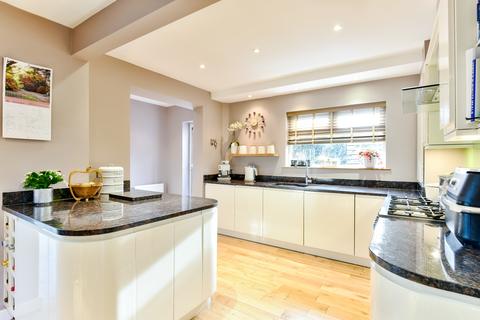 4 bedroom detached house for sale, Woodland Avenue, Hove BN3