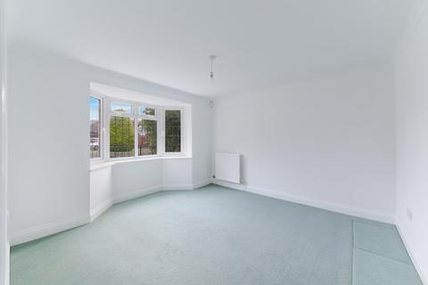 3 Hudsons, Tadworth, KT20 5TZ