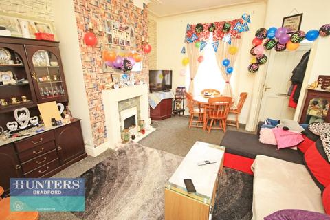 3 bedroom terraced house for sale, (SR) - Southfield Lane Great Horton, Bradford, West Yorkshire, BD7 3DN