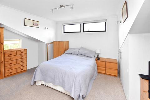 20 Askern Close, Bexleyheath, DA6 8JE
