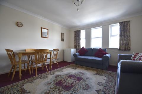 1 bedroom flat to rent, Broadway, Sandown PO36