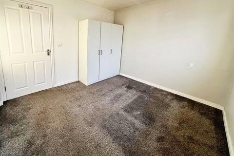 2 bedroom property to rent, Foundry Lane, Widnes, Cheshire, WA8