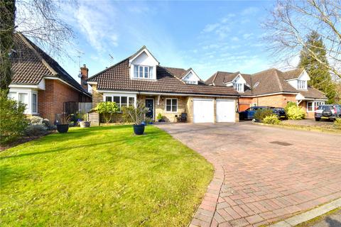 4 bedroom detached house for sale, Bucknalls Drive, St. Albans AL2