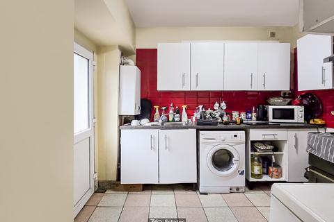 2 bedroom maisonette for sale, Upper House Street, Bradford, West Yorkshire, BD4