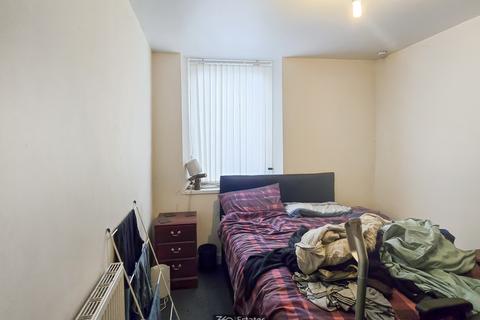 2 bedroom maisonette for sale, Upper House Street, Bradford, West Yorkshire, BD4