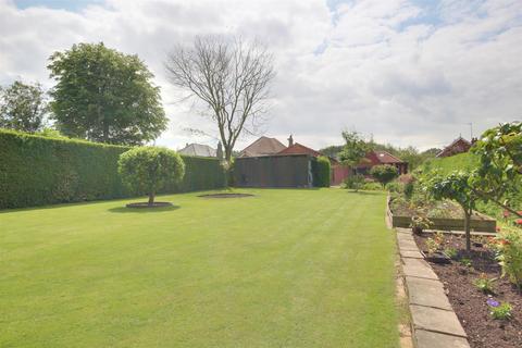 5 bedroom detached bungalow for sale, New Village Road, Little Weighton HU20