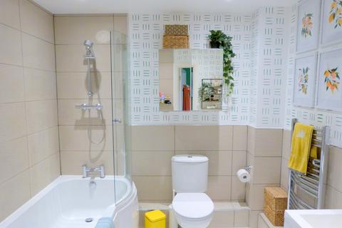 4 Morse Close, Harefield, Uxbridge, UB9 6RA