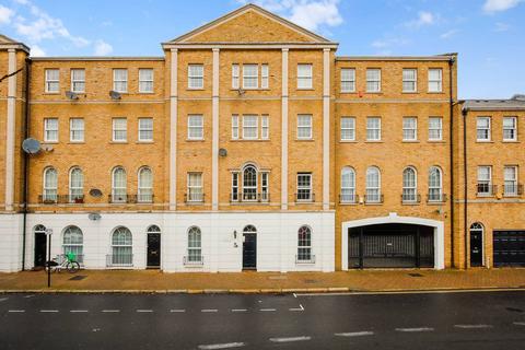 1 bedroom flat to rent, Sophia Square, Canada Water, London, SE16