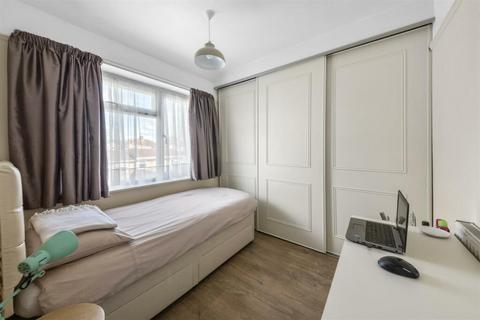 109 Berwick Avenue, Hayes, UB4 0NH