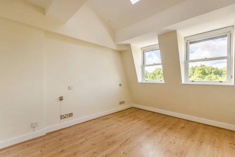 2 bedroom flat to rent, Queens Gate, South Kensington, London, SW7