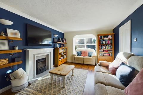 4 bedroom detached house for sale, Stourhead Drive, East Hunsbury, NN4 0UH
