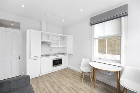 Studio to rent, Egerton Gardens Mews, Knightsbridge SW3