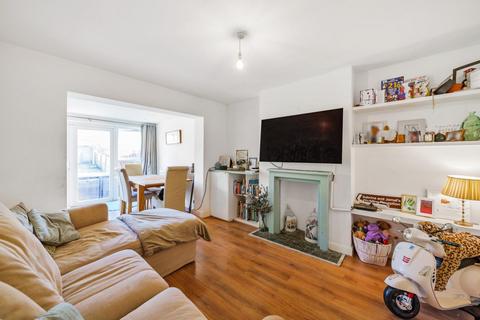 4 bedroom terraced house for sale, Canham Road, South Norwood