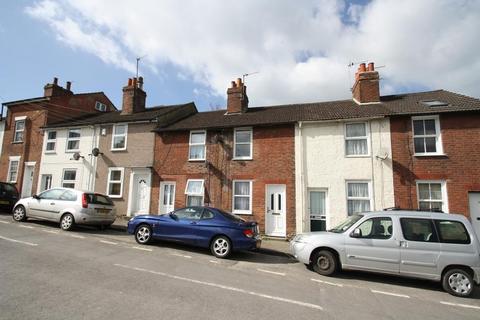 2 bedroom terraced house to rent, Orchard Street, Maidstone ME15