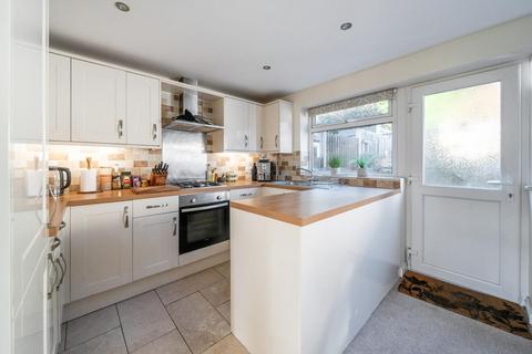 3 bedroom semi-detached house for sale, Hunger Hills Drive, Horsforth, LS18