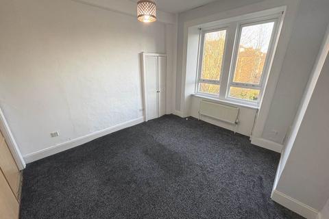 2 bedroom flat to rent, Walker Street, Paisley