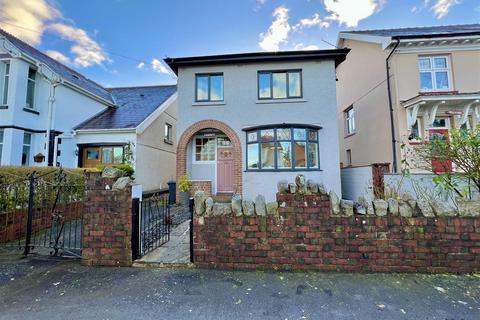 Lulworth Brynawel, Aberdare, CF44 7PF