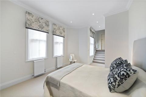 1 bedroom apartment to rent, Egerton Gardens Mews, Knightsbridge SW3