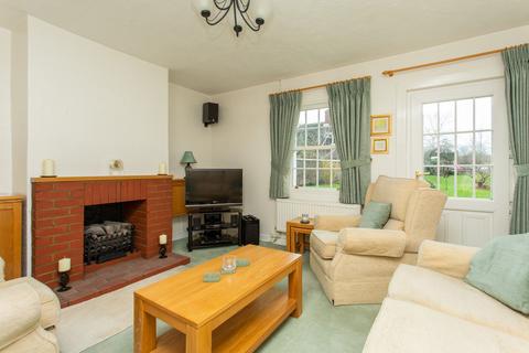 3 bedroom terraced house for sale, The Green, Chartham, CT4