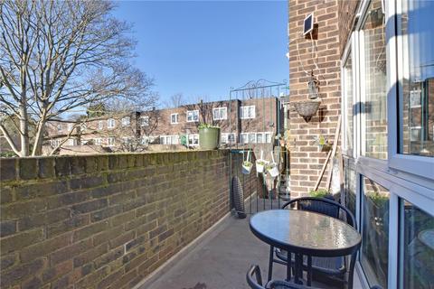 2 bedroom apartment for sale, Hervey Road, Blackheath, London, SE3