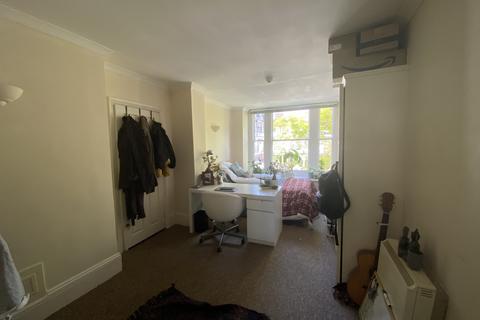 Studio to rent, Castle Hill Rochester ME1