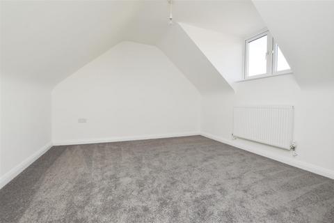 1 bedroom apartment to rent, High Street, London Colney