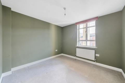 undefined, Queens Court, Winchester SO23