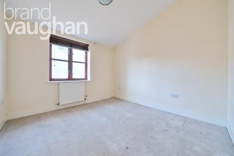 2 bedroom terraced house to rent, Medina Place, Hove, East Sussex, BN3