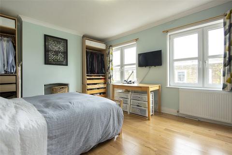 2 bedroom flat for sale, Dunlace Road, Lower Clapton, Hackney, E5