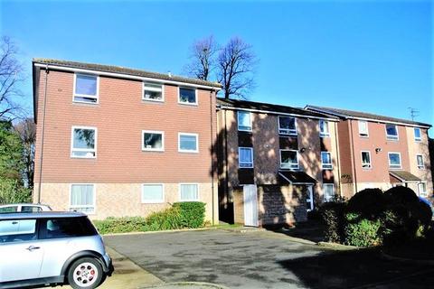 1 bedroom apartment for sale, Wellingtonia House, Church Road, Addlestone KT15