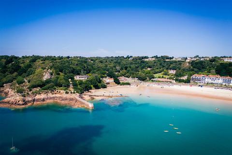 6 bedroom detached house for sale, Le Chemin De Creux, Jersey JE3