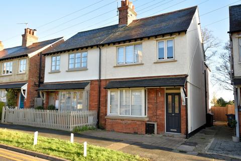 4 bedroom semi-detached house to rent, Conduit Road, Stamford, PE9