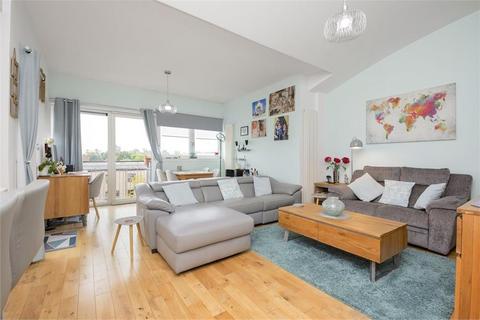 3 bedroom penthouse to rent, East Pilton Farm Rigg, Granton, Edinburgh, EH5