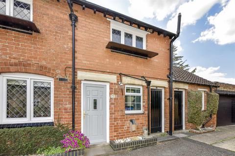 3 bedroom cottage to rent, Main Street, Loddington NN14