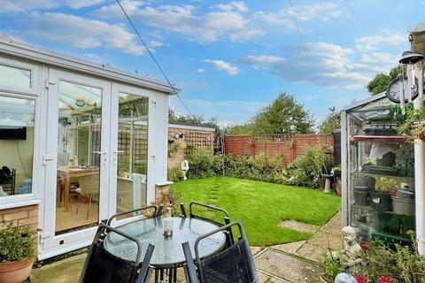 2 bedroom detached bungalow for sale, Tolkien Road, Eastbourne