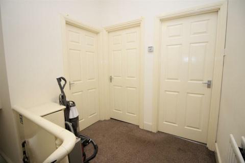 4 bedroom flat to rent, Claremont Road, Newcastle upon Tyne, NE2