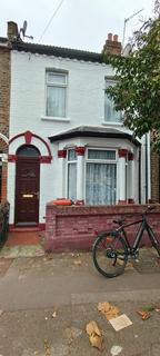 3 bedroom terraced house to rent, Arragon Road, London E6