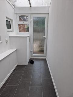 3 bedroom terraced house to rent, Arragon Road, London E6