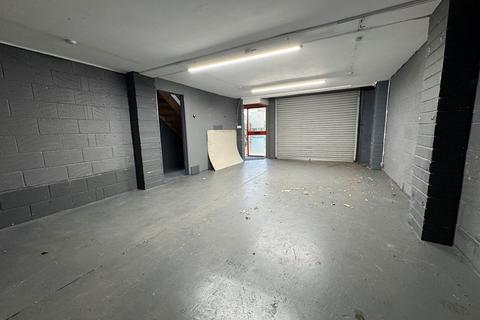 Industrial unit to rent, 19 Palmerston Business Park, Palmerston Drive, Fareham, PO14 1DJ