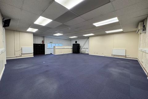 Industrial unit to rent, 28 Palmerston Business Park, Palmerston Drive, Fareham, PO14 1DJ