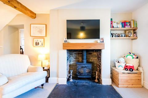 3 bedroom cottage for sale, Chippenham SN14