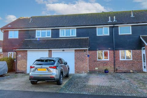 18 Bramham Moor, Fareham, PO14 3RU
