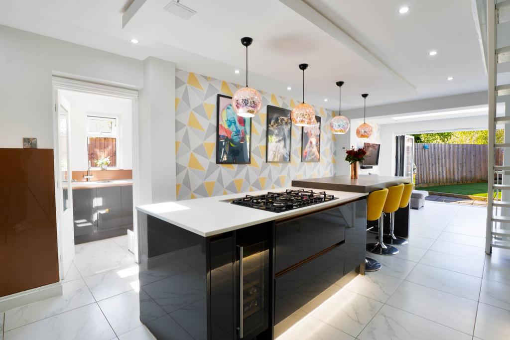 Kitchen/Breakfast Room