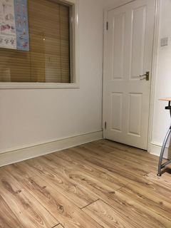 1 bedroom in a house share to rent, Cranbrook Road, Ilford IG1