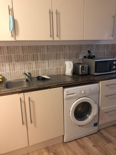 1 bedroom in a house share to rent, Cranbrook Road, Ilford IG1